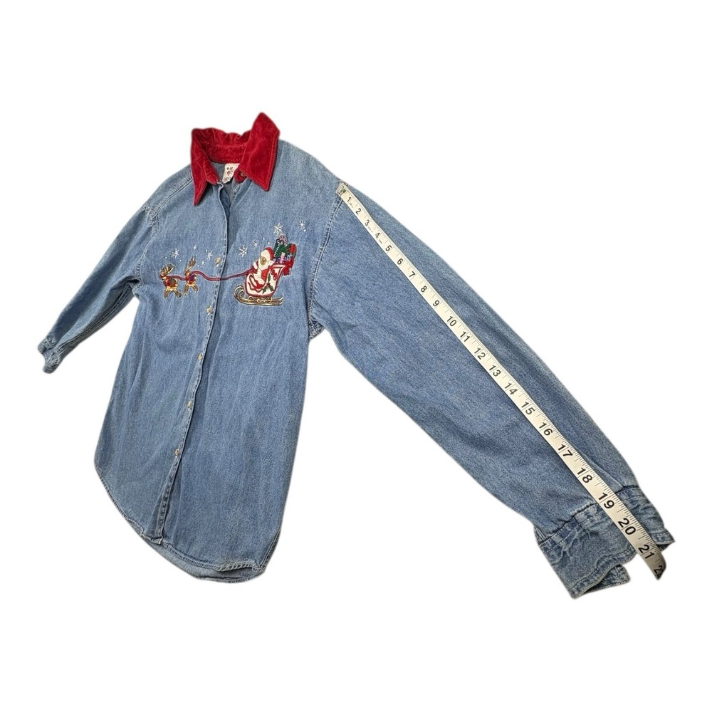 Vintage NutCracker Denim Christmas Shirt Santa Sleigh Red Collar Embroidered M - Picture 5 of 6